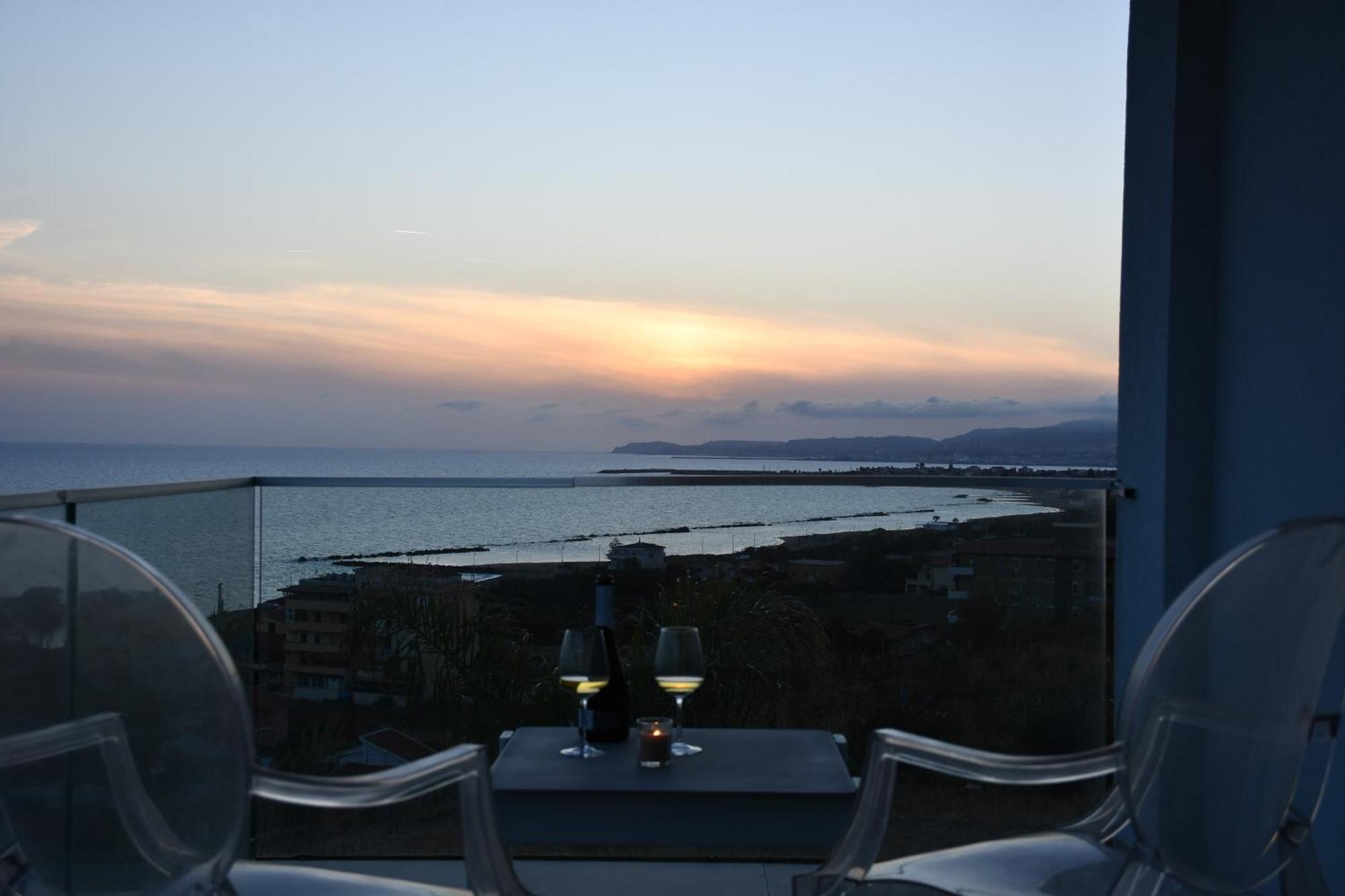 Hotel Terrazze Naos Agrigento Zewnętrze zdjęcie
